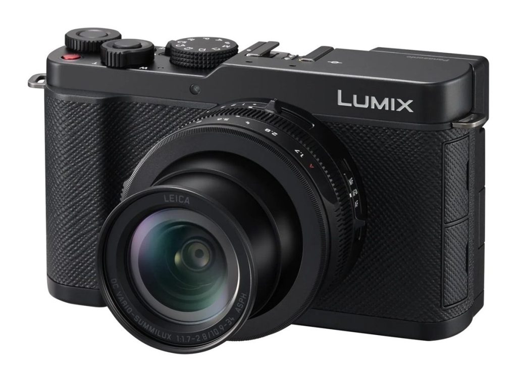 Panasonic Lumix L10 w wersji czarnej.