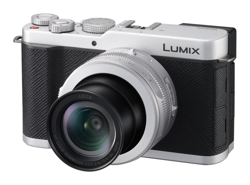 Lumix L10 w wersji srebrnej.