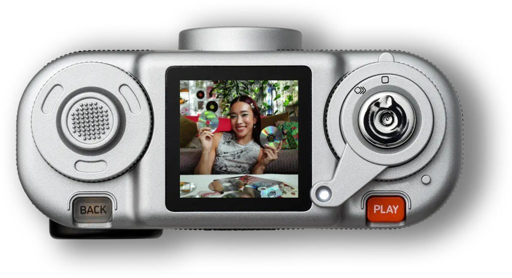 Tył instax Pal 2 z ekranem LCD.